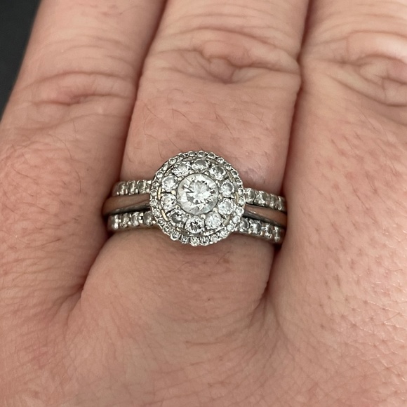 Zales Wedding ring - Picture 8 of 8